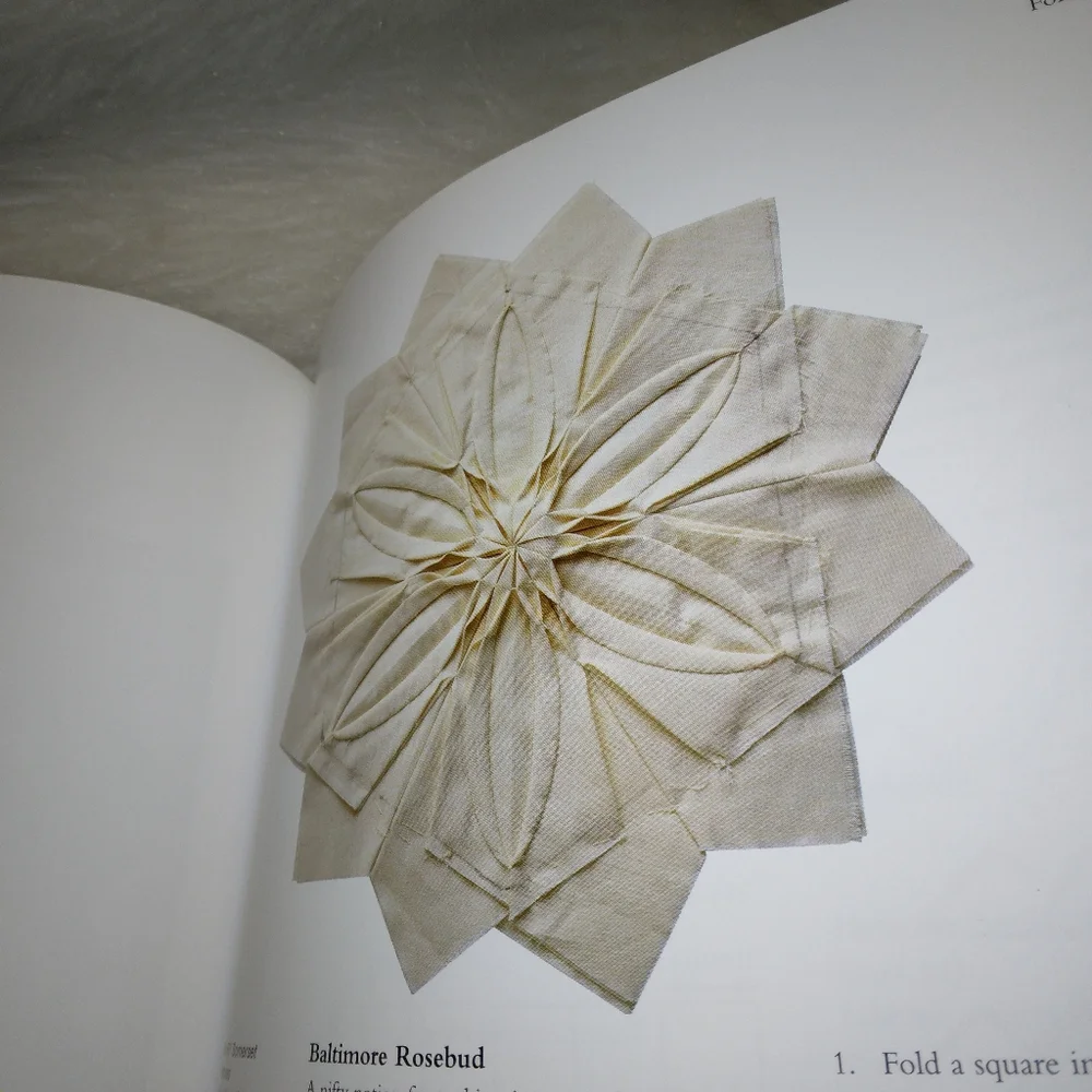 BOOK Creative Tucks And Textures: For Quilts And Embroidery by Jennie Ra…